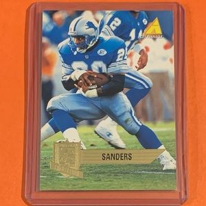 Barry Sanders #208 1995 Pinnacle [Club Collection] Football Trading Card